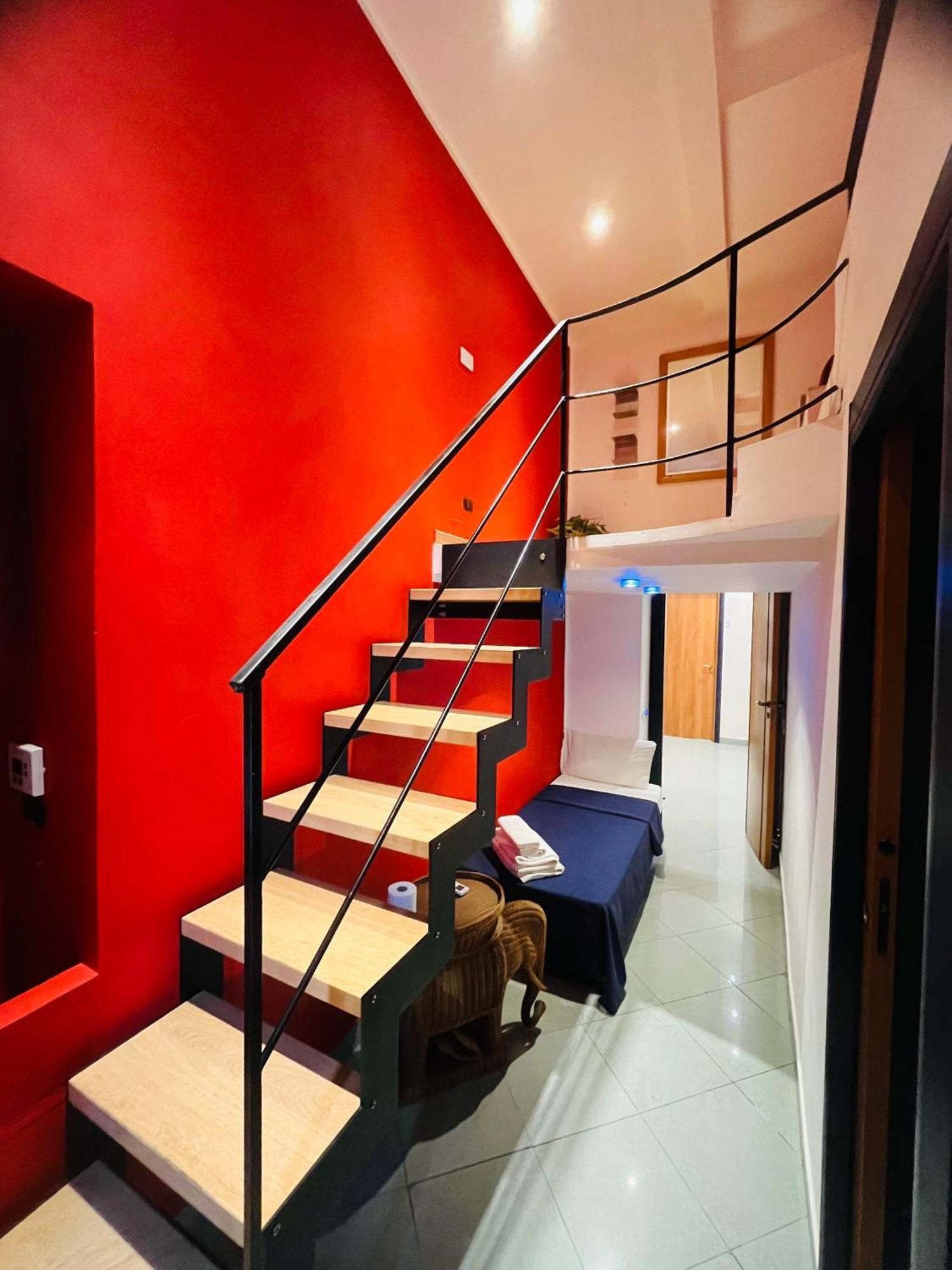 Lanova21 Bed & Breakfast เนเปิลส์ ภายนอก รูปภาพ